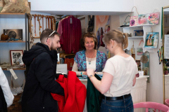 Tina Finkbeiner im Beratungsgespräch