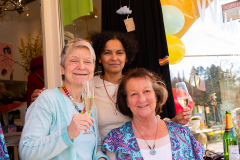 Die Ladenbesitzerinnen Kirsten Friedrichs, Aline Ribeiro und Tina Finkbeiner